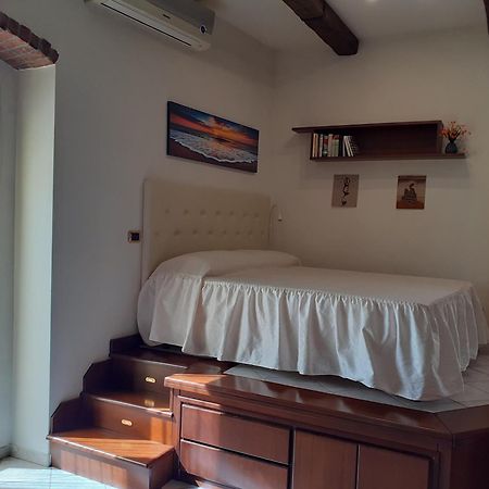 Domida Apartment Бари Экстерьер фото